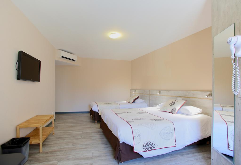 Le Castel Hotel Tain-l'Hermitage Phòng bức ảnh